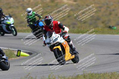 media/Apr-22-2023-TrackXperience (Sat) [[0ce6802930]]/Level 1/session 2 turn 5/